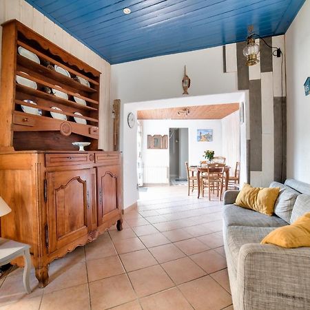 Jolie Maison Avec Cour Pour 5 Personnes Noirmoutier-en-l'Ile Exterior photo