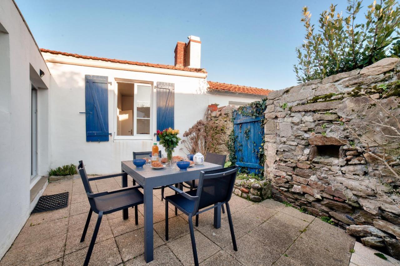 Jolie Maison Avec Cour Pour 5 Personnes Noirmoutier-en-l'Ile Exterior photo
