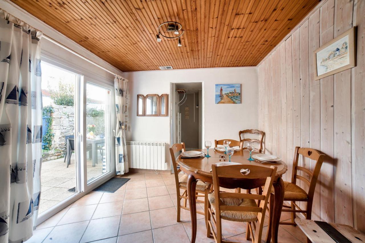 Jolie Maison Avec Cour Pour 5 Personnes Noirmoutier-en-l'Ile Exterior photo