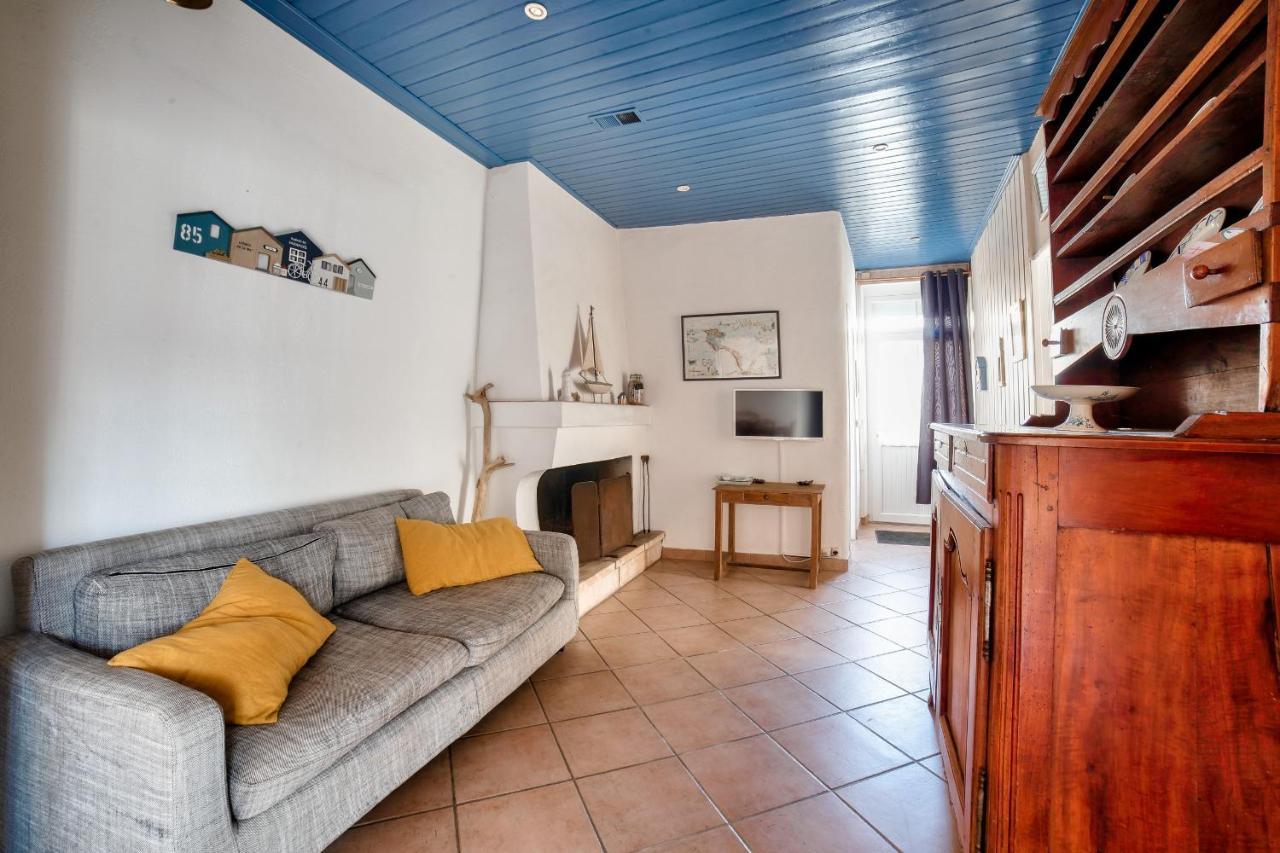 Jolie Maison Avec Cour Pour 5 Personnes Noirmoutier-en-l'Ile Exterior photo