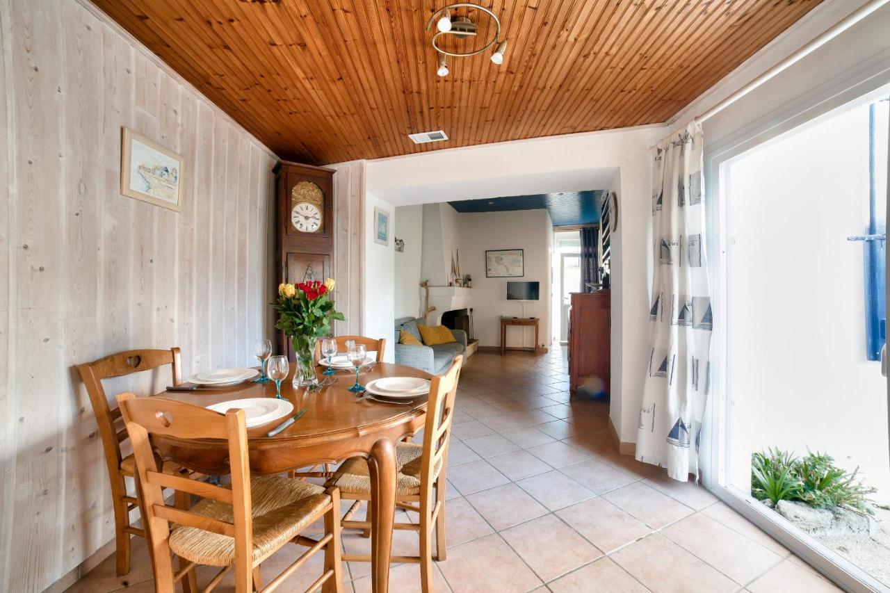 Jolie Maison Avec Cour Pour 5 Personnes Noirmoutier-en-l'Ile Exterior photo