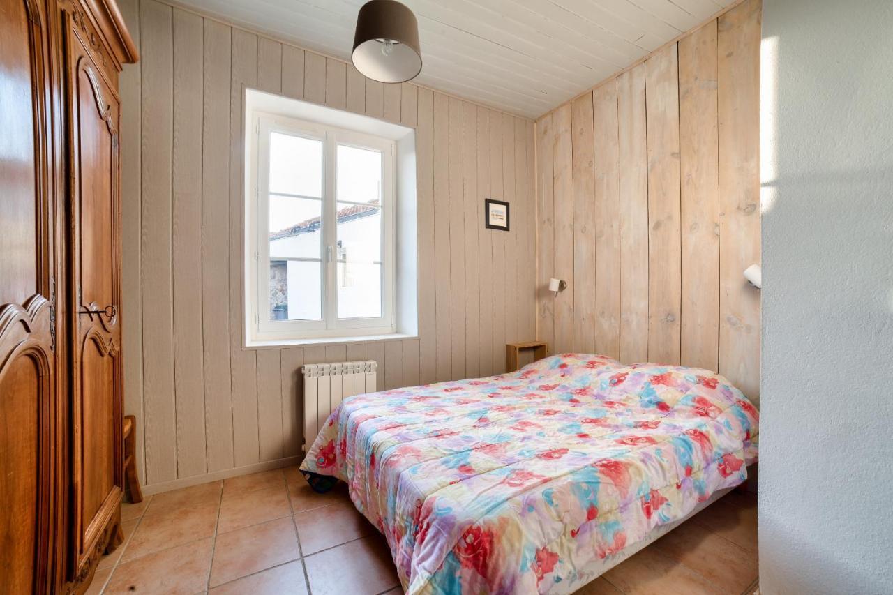 Jolie Maison Avec Cour Pour 5 Personnes Noirmoutier-en-l'Ile Exterior photo